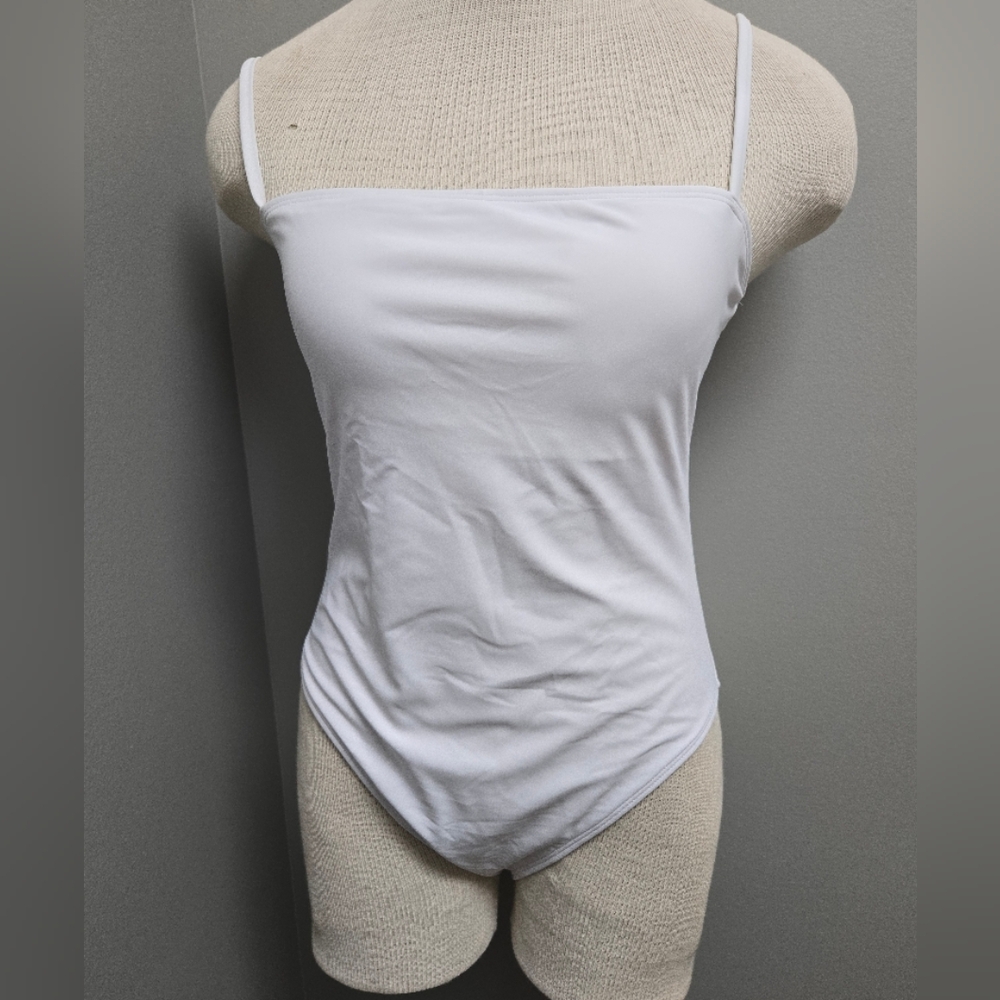 RELLECIGA White Women Swim One Piece